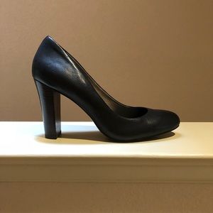 Banana Republic pumps